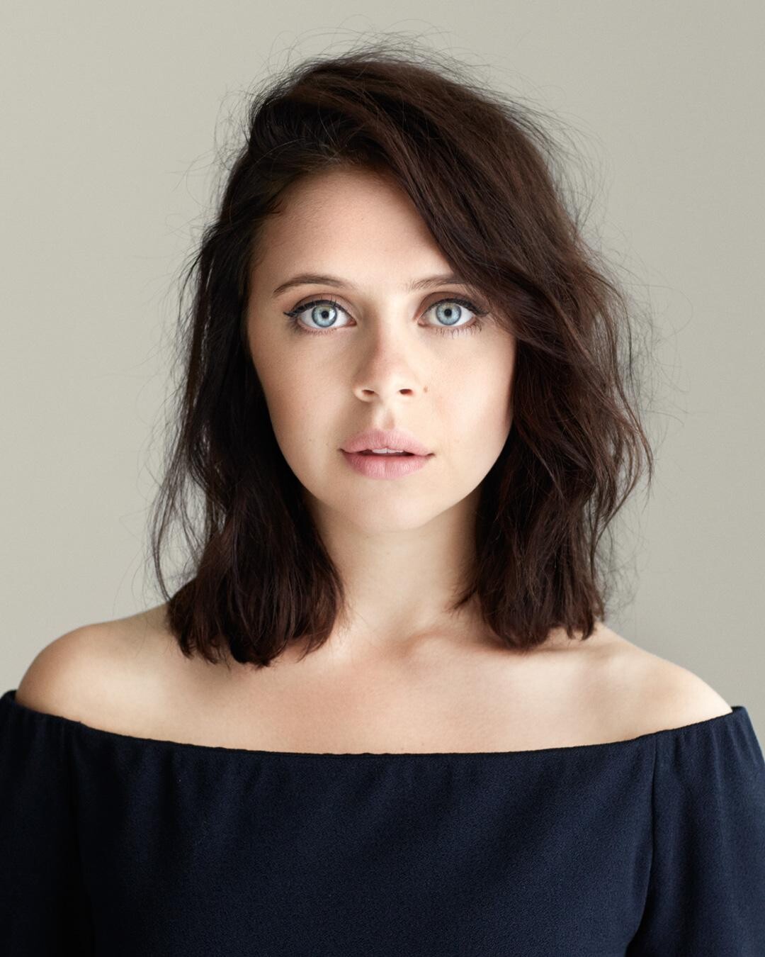 Bel Powley飾演Petunia Dursley。